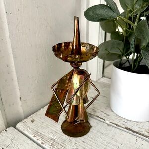 Art Scrap Metal Art Sculpture Mexican Man in Sombrero Serape Playing Violin 7”